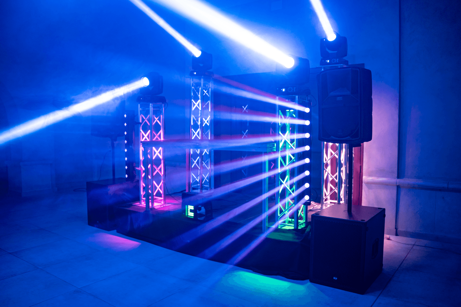 Montaje Básico + Escenario